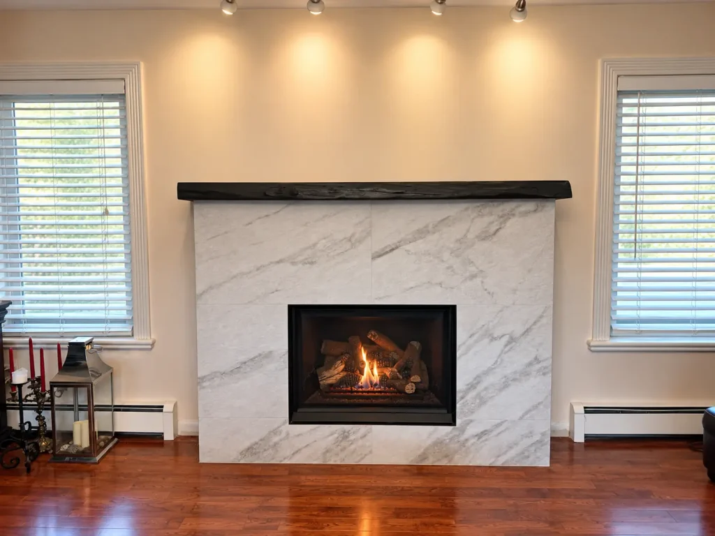 014UC – A Clean, Contemporary Fireplace with Natural Wood Character